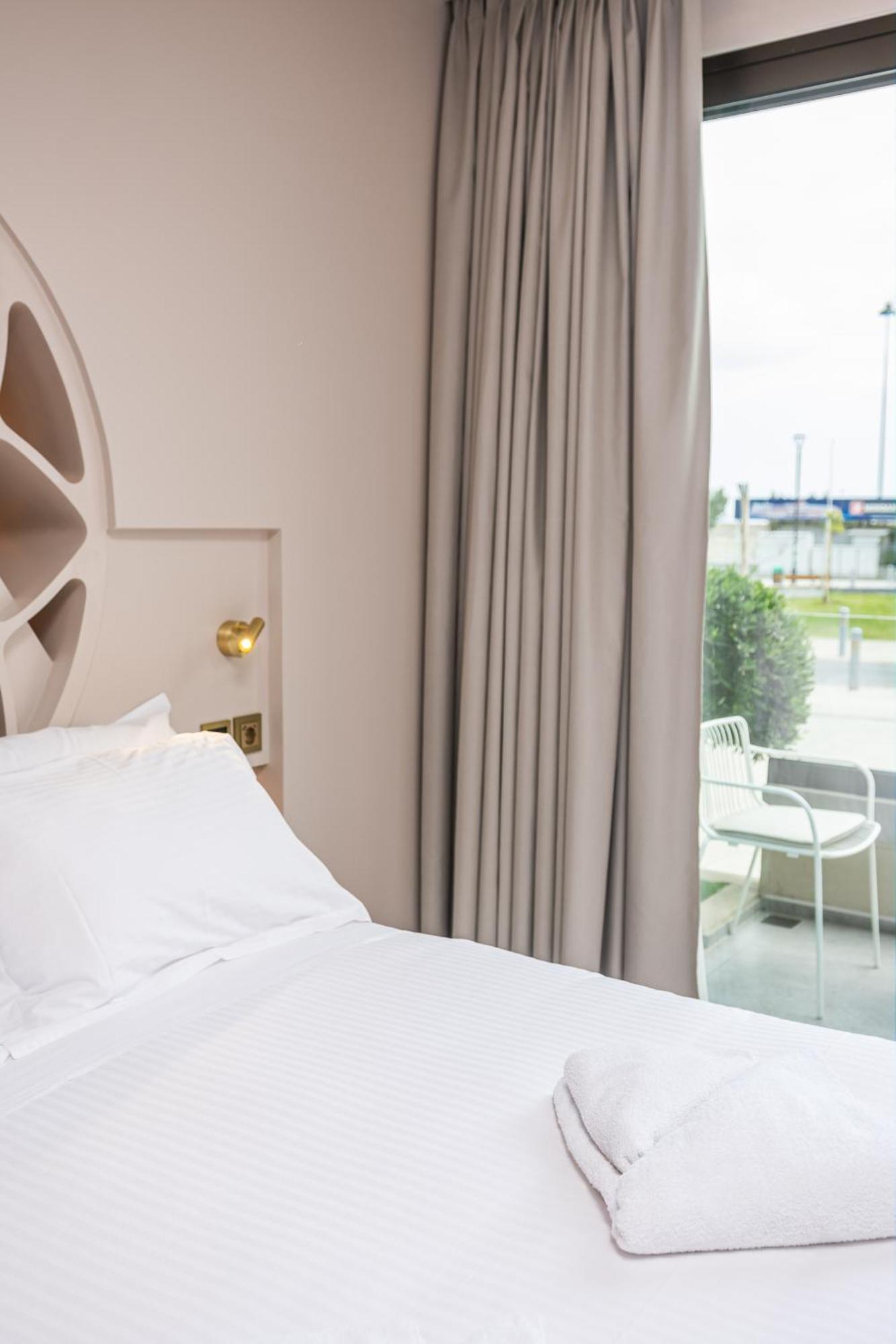 Oniros Residences Souda Esterno foto